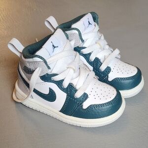 Toddler Nike Air Jordan 1 Mid SE White/Oxidized Green-sail Size 5C
